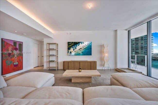 Photo - 501 West Ave Unidad 3102