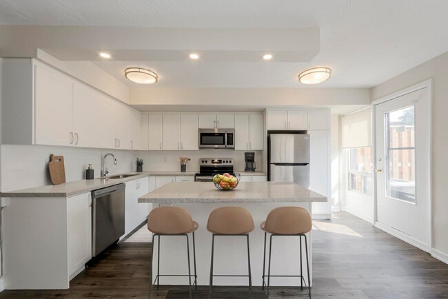 Building Photo - The Scotch Elms