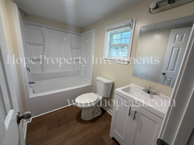 140 Grady Smith St