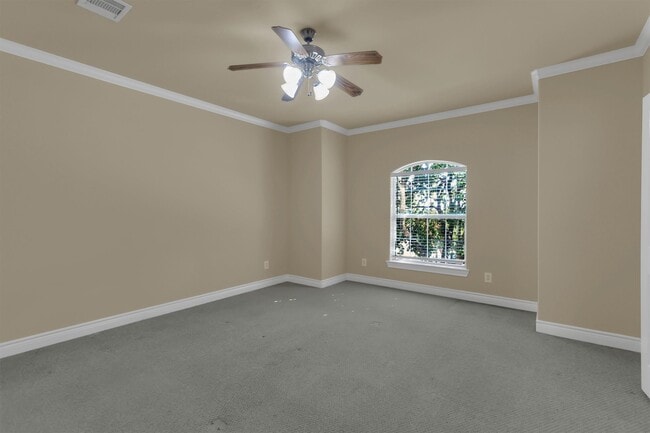 Photo - 9006 Lakes at 610 Dr