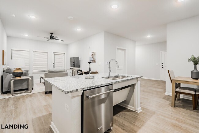 1650 Harris Hill Rd Unit 07-7102