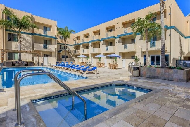 Jacuzzi y piscina