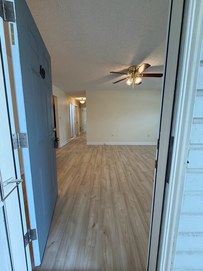 Photo - 49 Joyner Ct