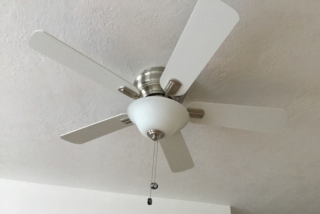 Techo de cocina y ventilador - 618 N Atlantic Ave