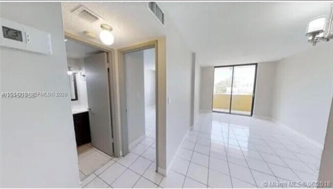Photo - 501 SW 1st St Unit 311