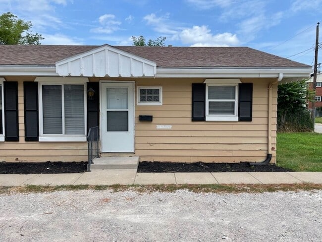 Building Photo - 4312-4312.5-43125 Pearl St Unit 4312 Pearl Rental