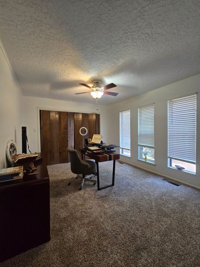 Photo - 1257 Colonial Pkwy