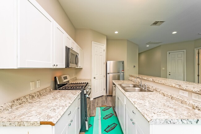 Photo - 10208 Jessalyn Lane