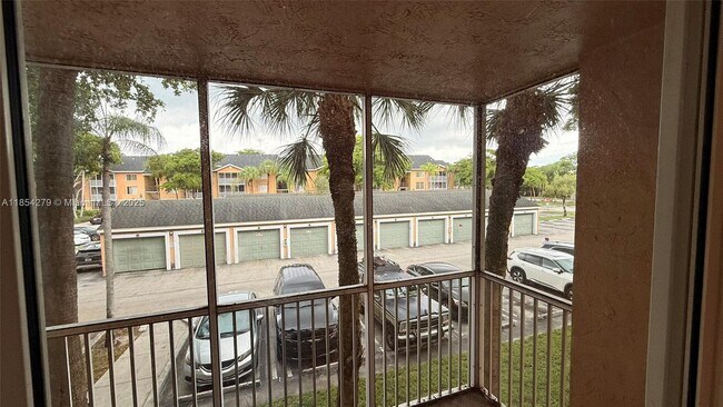 Photo - 4055 W McNab Rd Unidad H201