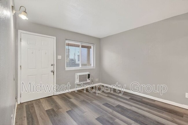 Photo - 3710 Geraldine Ave