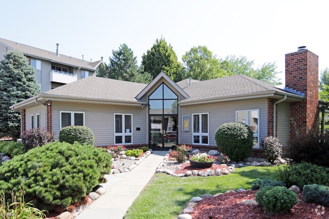 Leasing Office