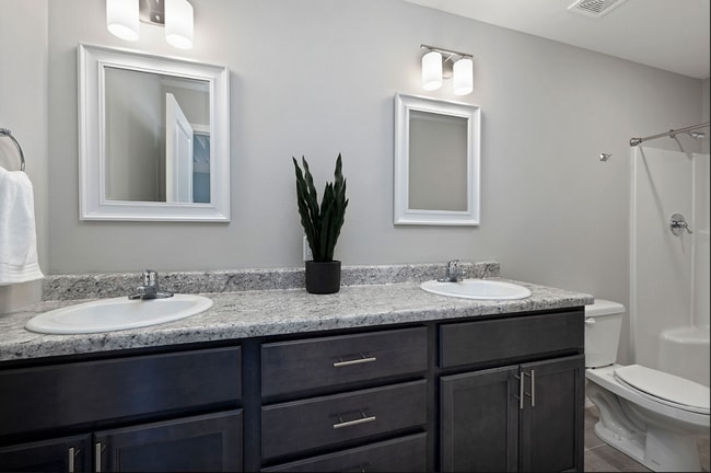 Photo - Large 3 bedroom rental with a fenced in yard in Republic!