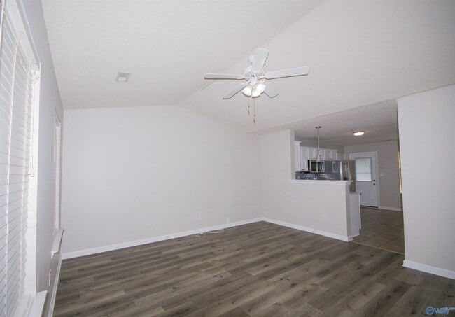 Photo - 109 Sandy Hollow Dr NW