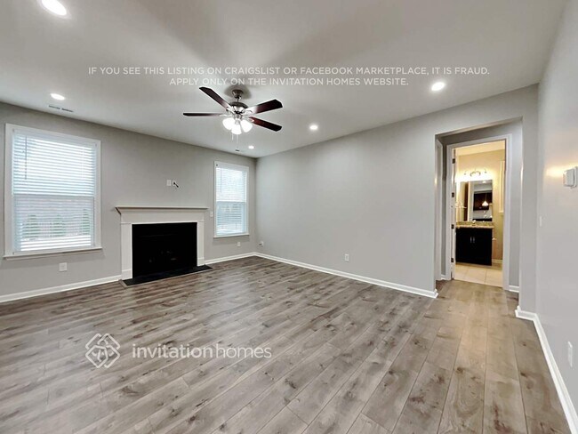 Photo - 121 Tetcott St