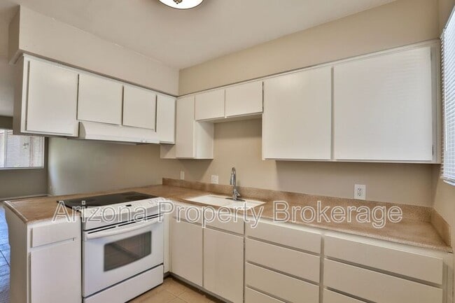 Photo - 2323 S College Ave Unit Apt. 2