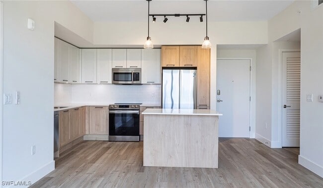 Photo - 22980 Vista Edera Cir Unit 3-405