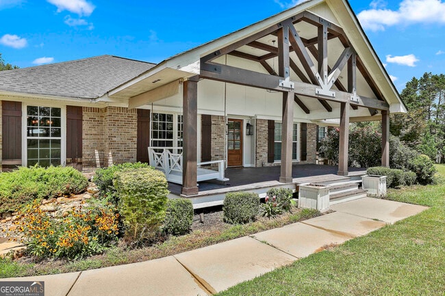 Building Photo - 620 Tri County Rd Rental