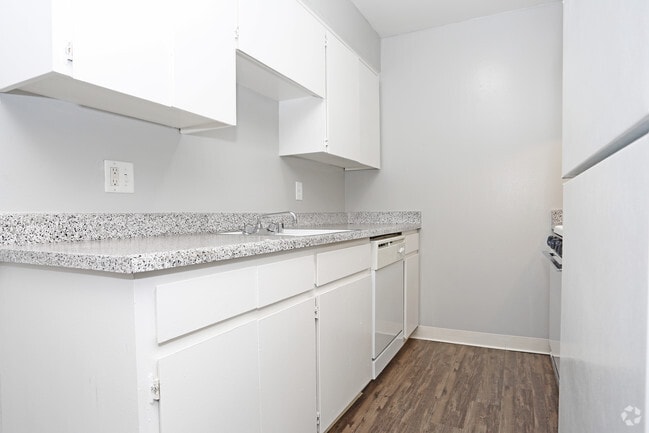 Interior Photo 3 - Olive Square Apartments