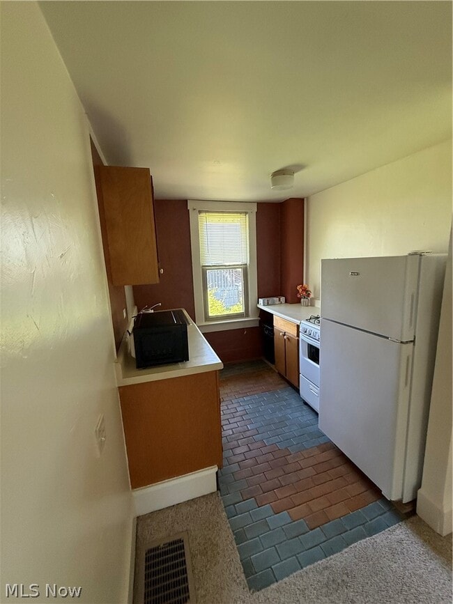 Photo - 809 Shinnick St