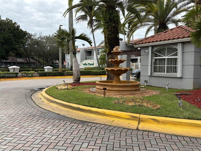 Photo - 4744 NW 114th Ave Unit 102