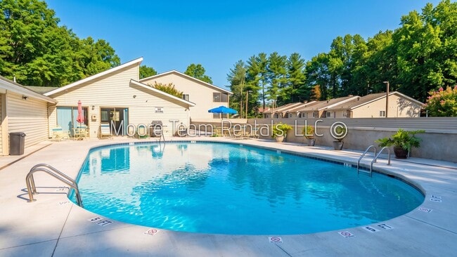 Photo - 471 Britton Creek Dr