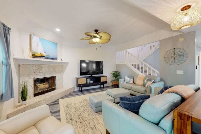 Photo - 317 Lindsey Ct Unit SI ID1526855P