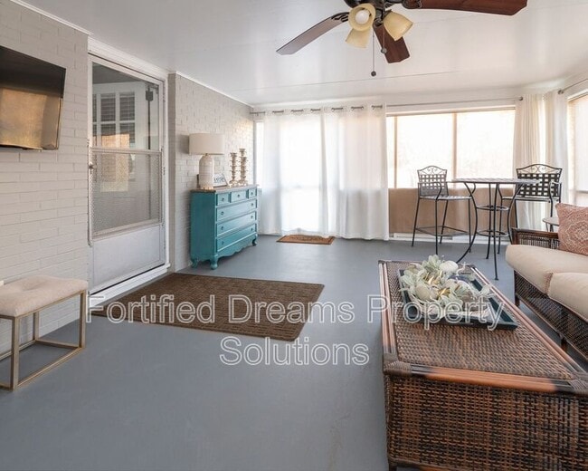 Photo - 1410 Fernwood Dr