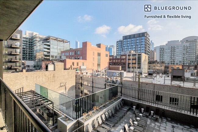 Photo - 751 N Hudson Ave Unit FL4-ID1039