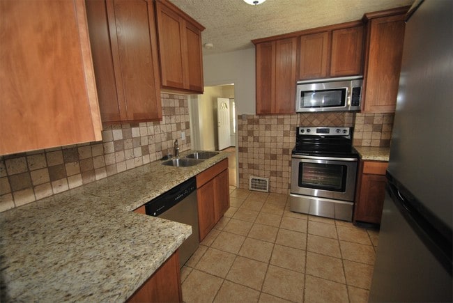 Photo - 89 Marindale Ave
