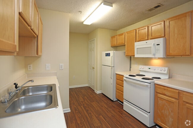 Photo - Reynolds Place Apartments