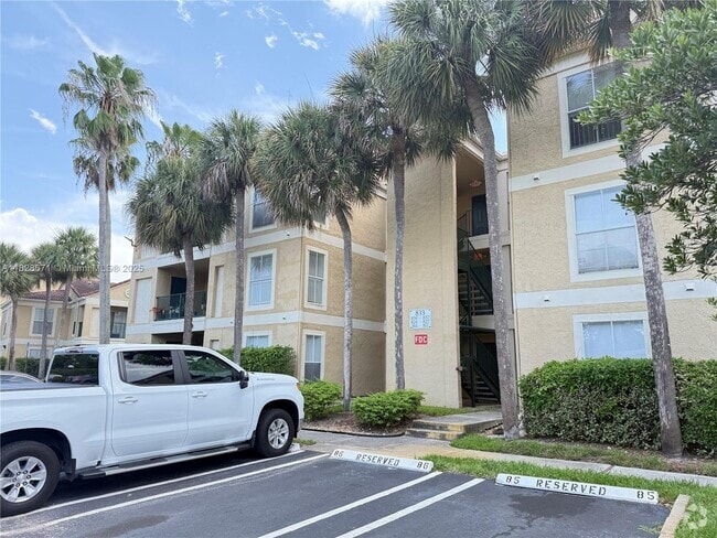 Building Photo - 833 Riverside Dr Unit 837 Rental