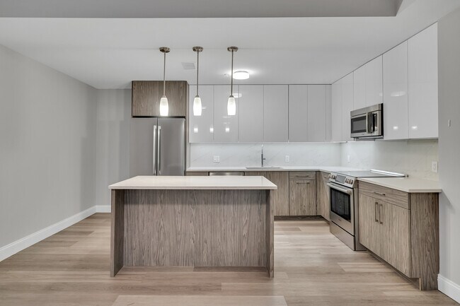 Photo - 771 Harrison Ave