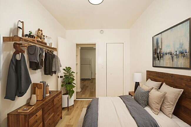 Photo - 4495 W 137th St