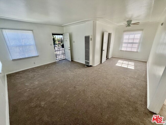 Photo - 2501 Venice Blvd. Unit 1511