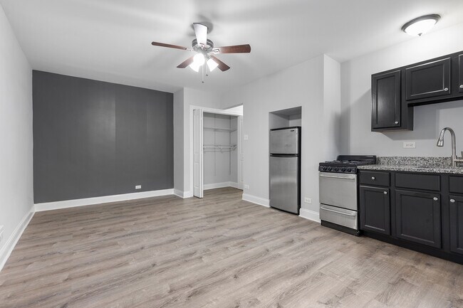 Photo - 4555 Malden St Unidad 317