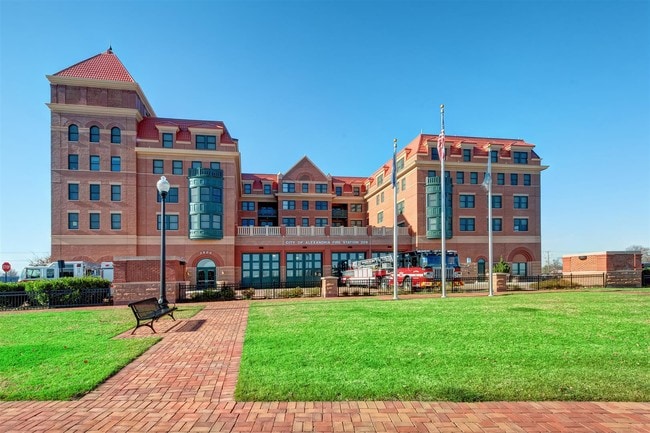 The Station At Potomac Yard Apartments - The Station At Potomac Yard Apartments