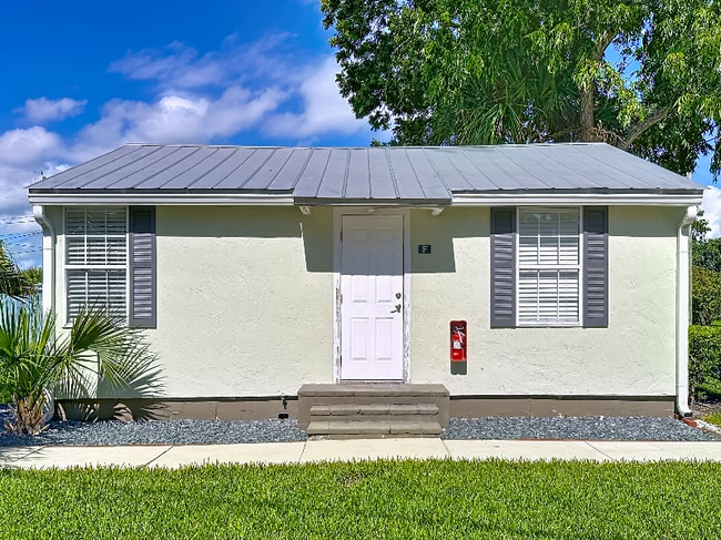 Building Photo - 209 Flagler Blvd Rental