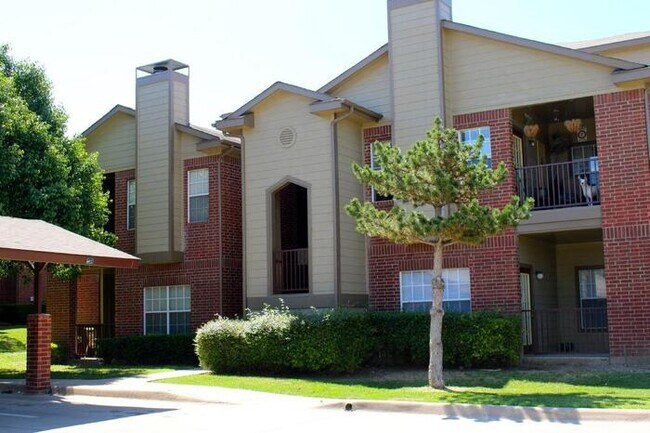 Photo - 8359 N Harwood Rd Unit c3