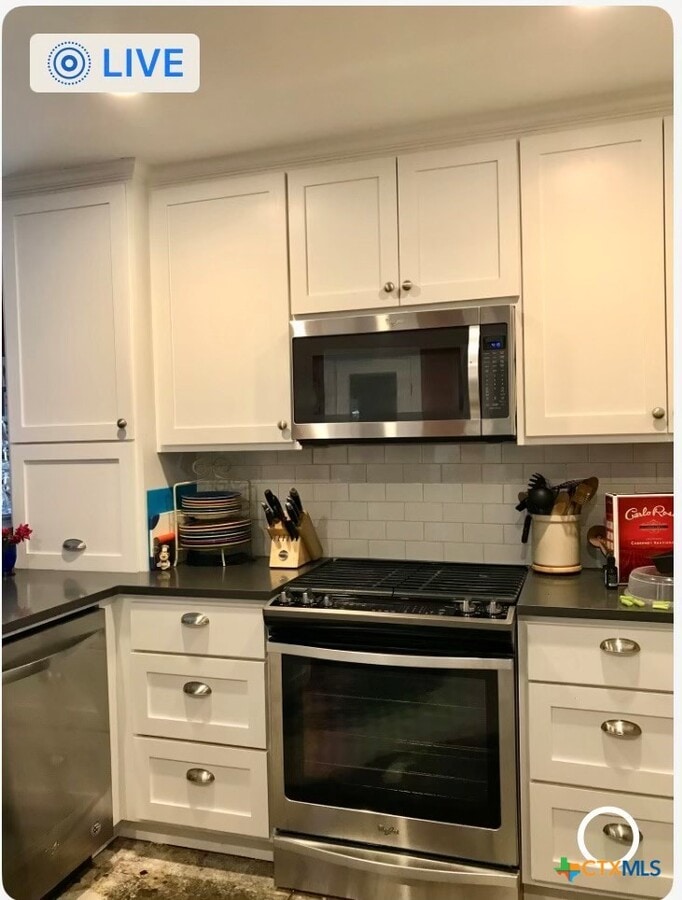 Photo - 117 E Crockett St