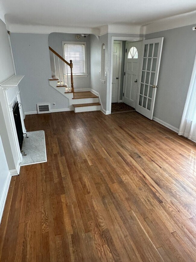 Photo - Gorgeous 3 bd, 2 bath South Euclid Home Awaits!