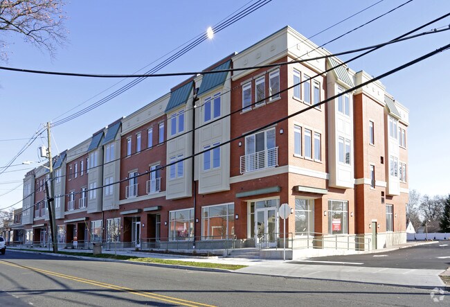 Stuyvesant Plaza - Stuyvesant Plaza Apartments