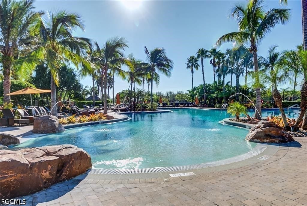 Photo - 11875 Izarra Way