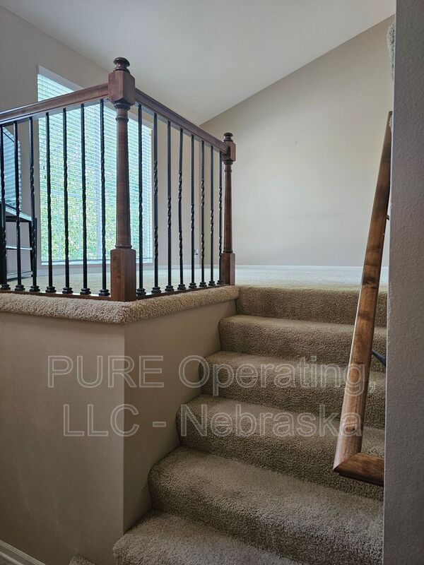 Photo - 16860 Larimore Ave