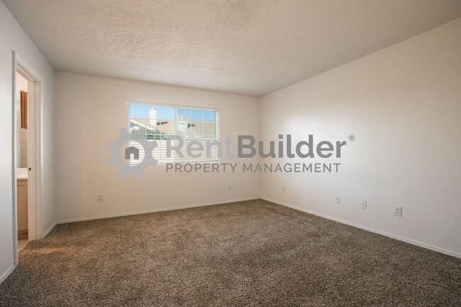 Photo - $$$500 OFF 2ND MONTHS RENT****