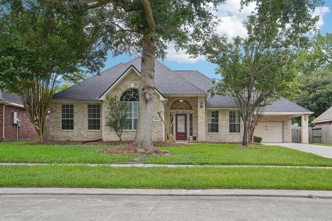 Building Photo - 11806 Regency Forest Dr Rental