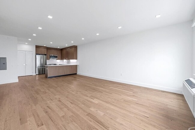 Photo - 8404 4th Ave Unidad 208