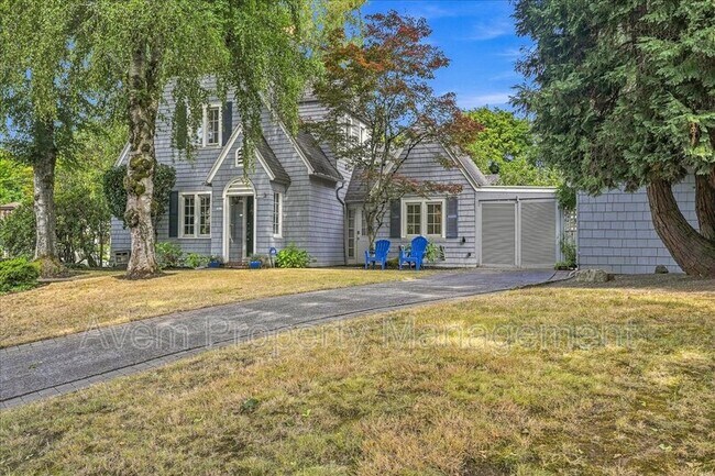 Photo - 3411 SE Crystal Springs Blvd