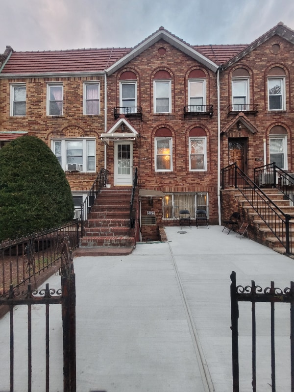 Photo - 2037 Coyle St Unit 2