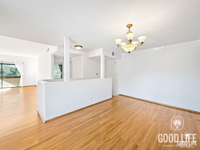 Photo - Spacious 4Bd/3Ba Townhome near SDSU - $500 off the 1st month's rent with a signed lease prior to ...