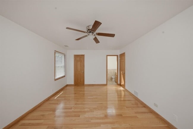 Photo - 1671 Grosvenor Cir Unit C